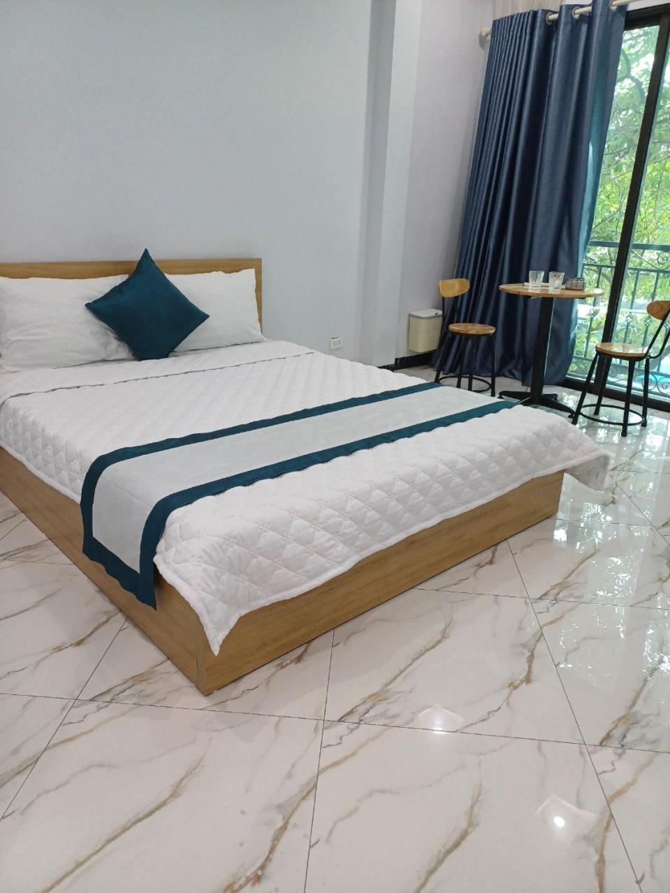 Hotel Hoa Ban Ha Noi Hanoi Bagian luar foto